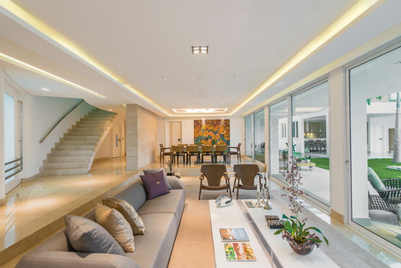 A nova área de lazer com gazebo envolveu esta residência com uma atmosfera relaxante - Revista InterArq | Arquitetura, Decoração, Design, Paisagismo e Lifestyle