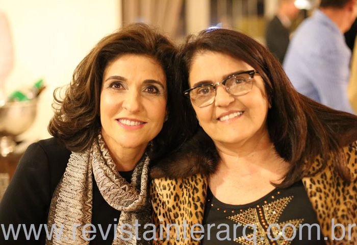 Claudia Togni e Delinha (Marizza Prado)