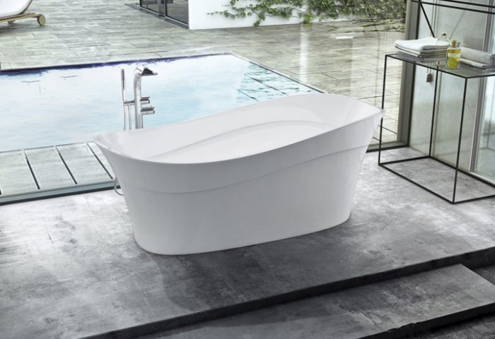 A Doka Bath Works apresentou a banheira Pescadero, produzida em Quarrycast, material desenvolvido com rocha vulcânica e resina de alta performance