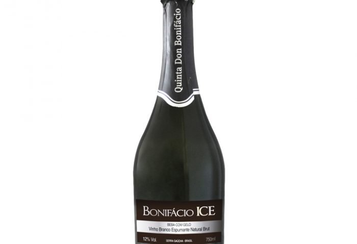 Espumante Quinta Don Bonifácio Ice Brut, elaborado no método Charmat com as variedades Pinot Noir e Chardonnay, você a encontra na Bekaa Delicatessen
