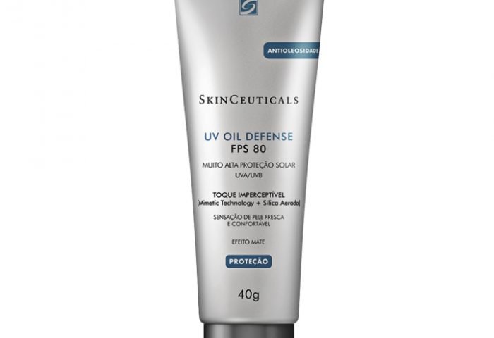 Para o rosto, o UV Oil Defense FPS 80, da SkinCeuticals, é um protetor solar com controle da oleosidade da pele, que mantém ela com uma textura leve e confortável ao longo do dia.