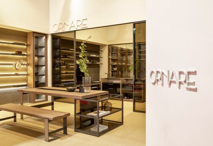 O Projeto Brazilian Furniture, realizado pela Abimóvel e Apex-Brasil, trouxe o design das empresas brasileiras para o salão. Na foto lançamento da Ornare
