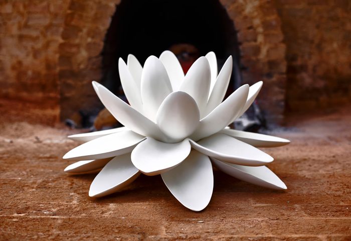 A Cores da Terra trouxe várias novidades em cerâmica entre elas a Flor de Lotus. 