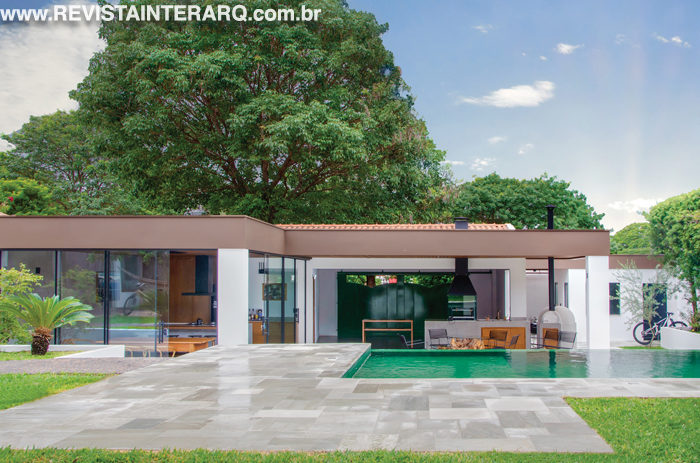 Esta casa de arquitetura moderna é funcional em todos os aspectos - Revista InterArq | Arquitetura, Decoração, Design, Paisagismo e Lifestyle