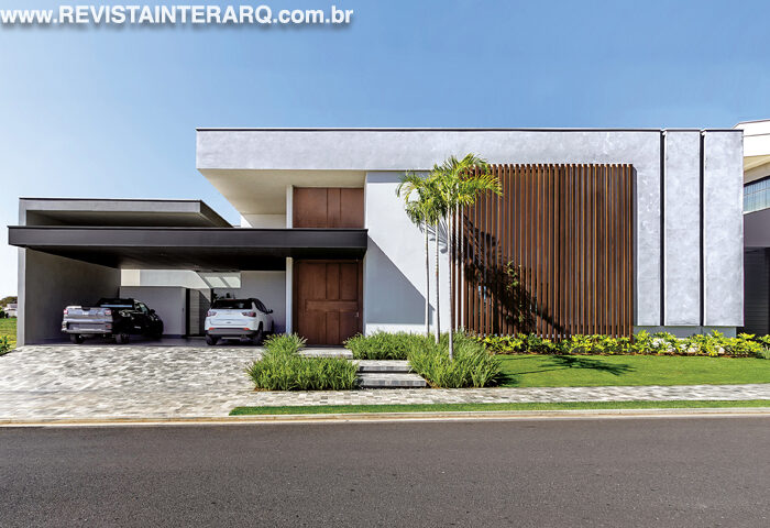 Uma residência permeada por linhas modernas e acabamentos elegantes - Revista InterArq | Arquitetura, Decoração, Design, Paisagismo e Lifestyle