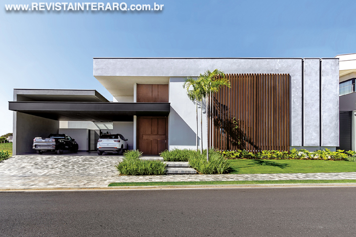 Uma residência permeada por linhas modernas e acabamentos elegantes - Revista InterArq | Arquitetura, Decoração, Design, Paisagismo e Lifestyle