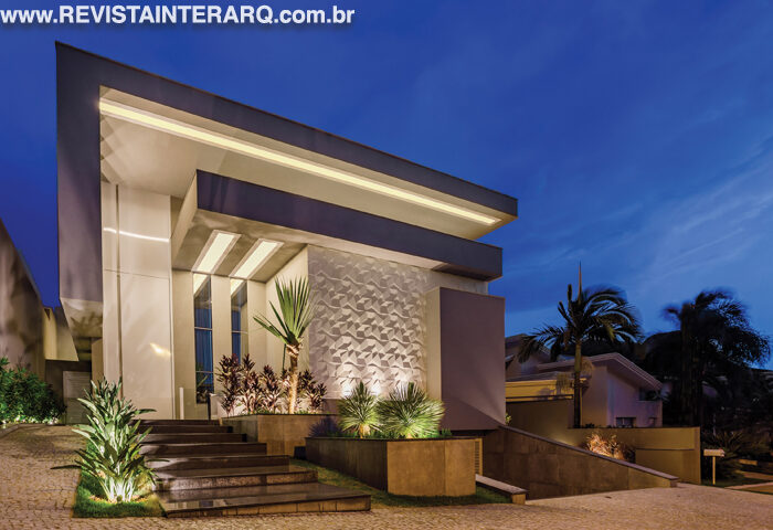 Esta casa foi pensada para ser a extensão de um resort - Revista InterArq | Arquitetura, Decoração, Design, Paisagismo e Lifestyle