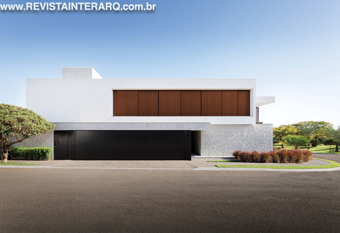 Esta casa tem uma proposta moderna e atemporal - Revista InterArq | Arquitetura, Decoração, Design, Paisagismo e Lifestyle