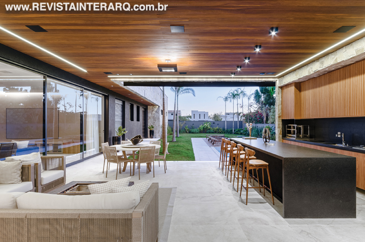 Com estilo moderno, esta casa possui conceito aberto e ambientes integrados  - Revista InterArq