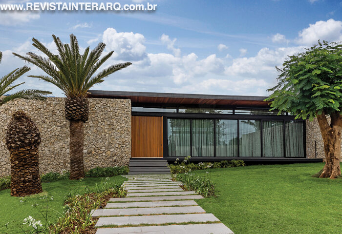 Esta casa contemporânea tem design minimalista - Revista InterArq | Arquitetura, Decoração, Design, Paisagismo e Lifestyle