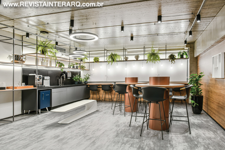 O estilo industrial deste escritório valorizou todos os espaços - Revista InterArq | Arquitetura, Decoração, Design, Paisagismo e Lifestyle