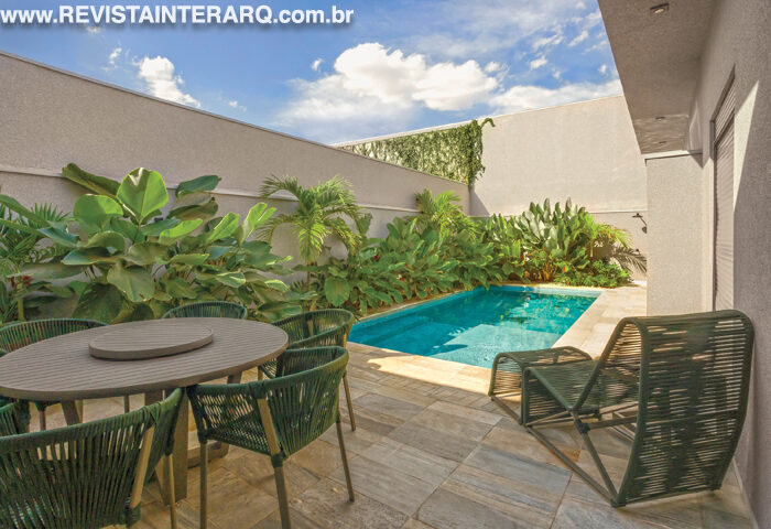 O conceito integrado favoreceu a rotina dos moradores nesta casa - Revista InterArq | Arquitetura, Decoração, Design, Paisagismo e Lifestyle